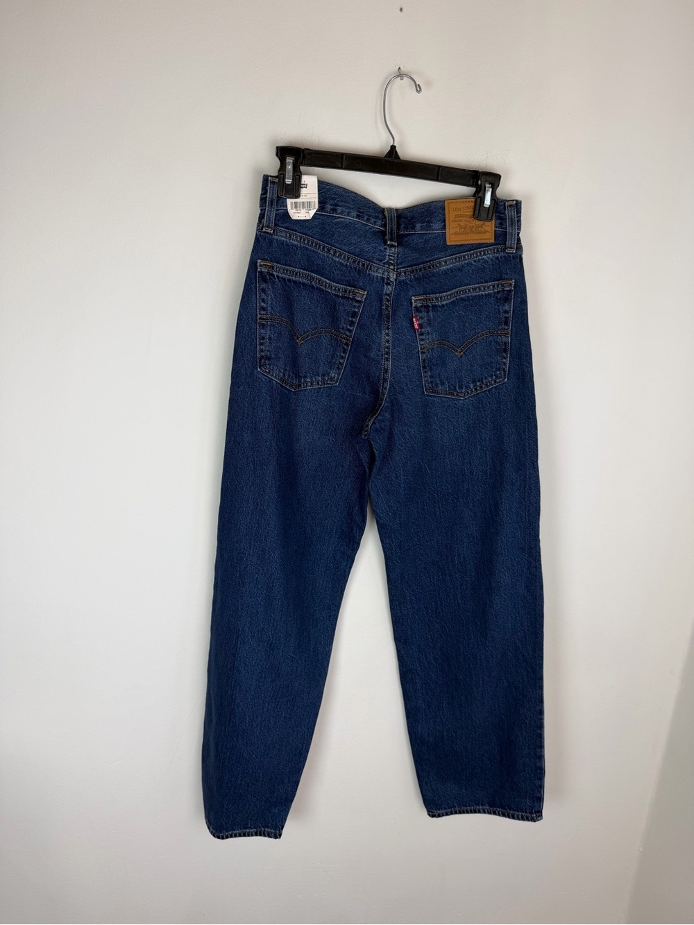 NWT Levi’s Premium Denim Blue Medium Dark Wash Baggy Dad Jeans Size 25 - Picture 4 of 7